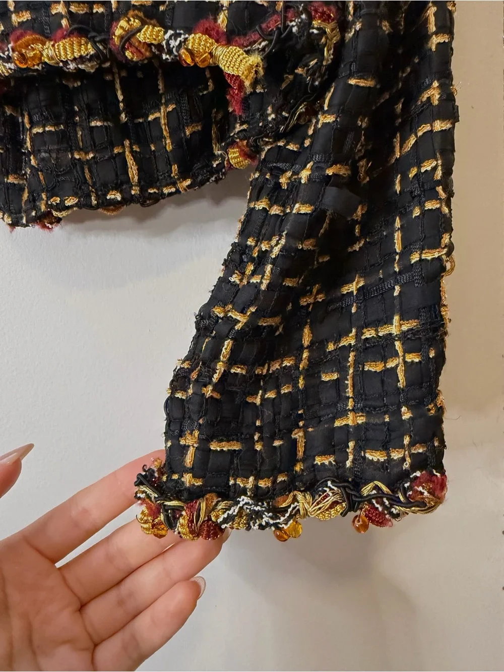 CHANEL iconic cropped